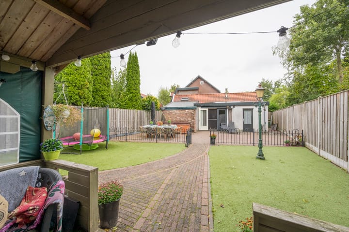 Photo 28 of Schoolstraat 85