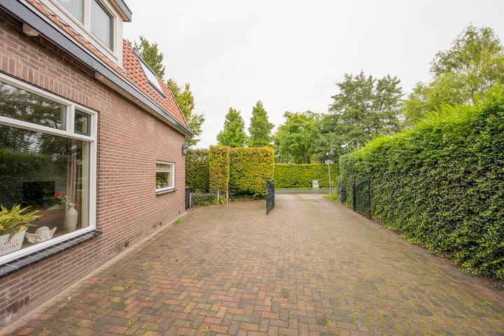 Photo 29 of Schoolstraat 85