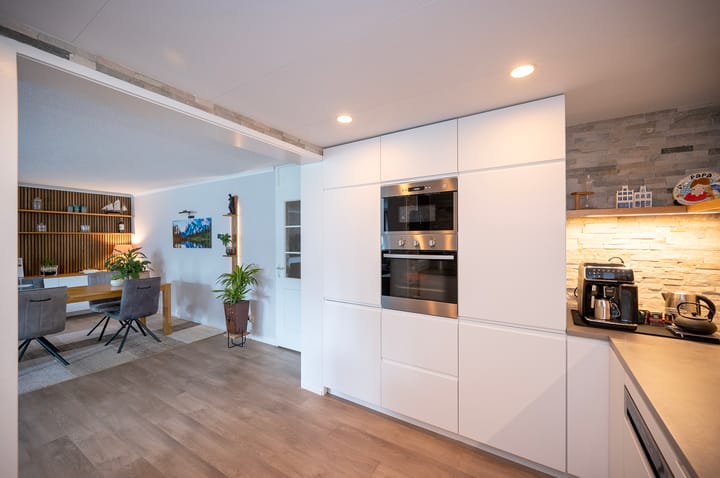 Foto 10 van Renoirstraat 92