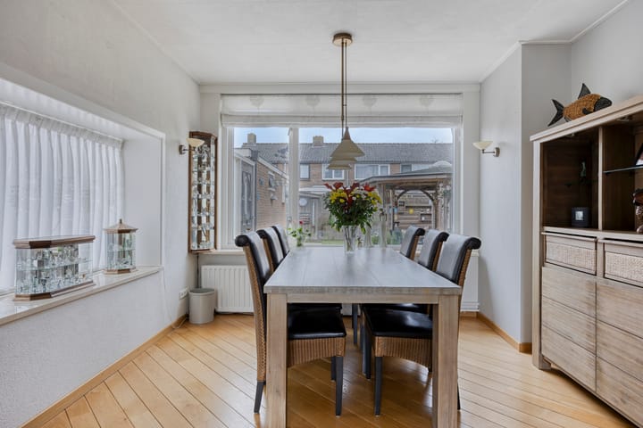 Photo 8 of Spieghelstraat 10