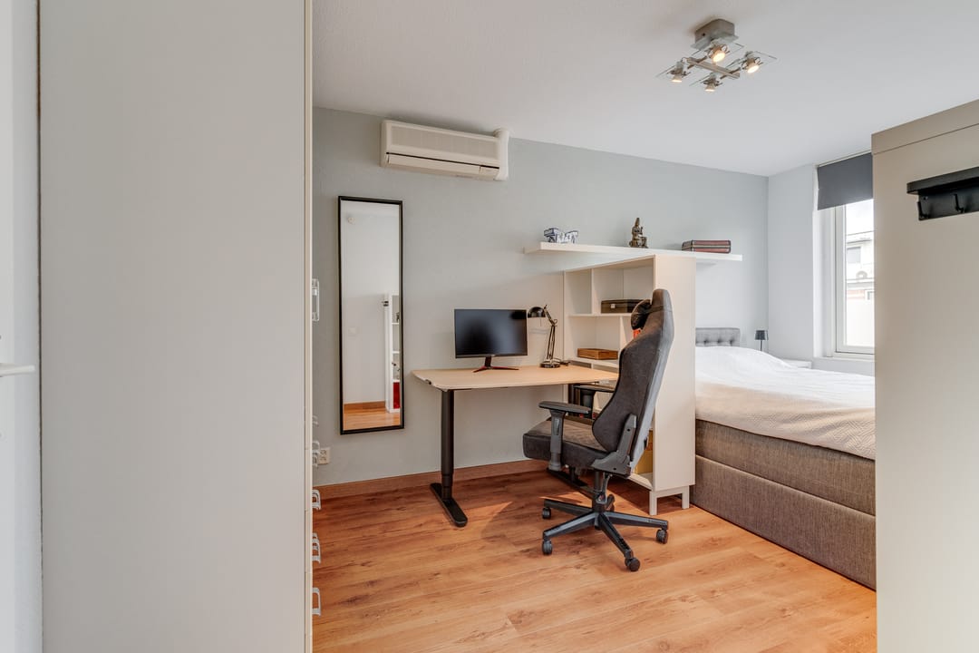 Foto 22 van Gerard ter Borchhage 110