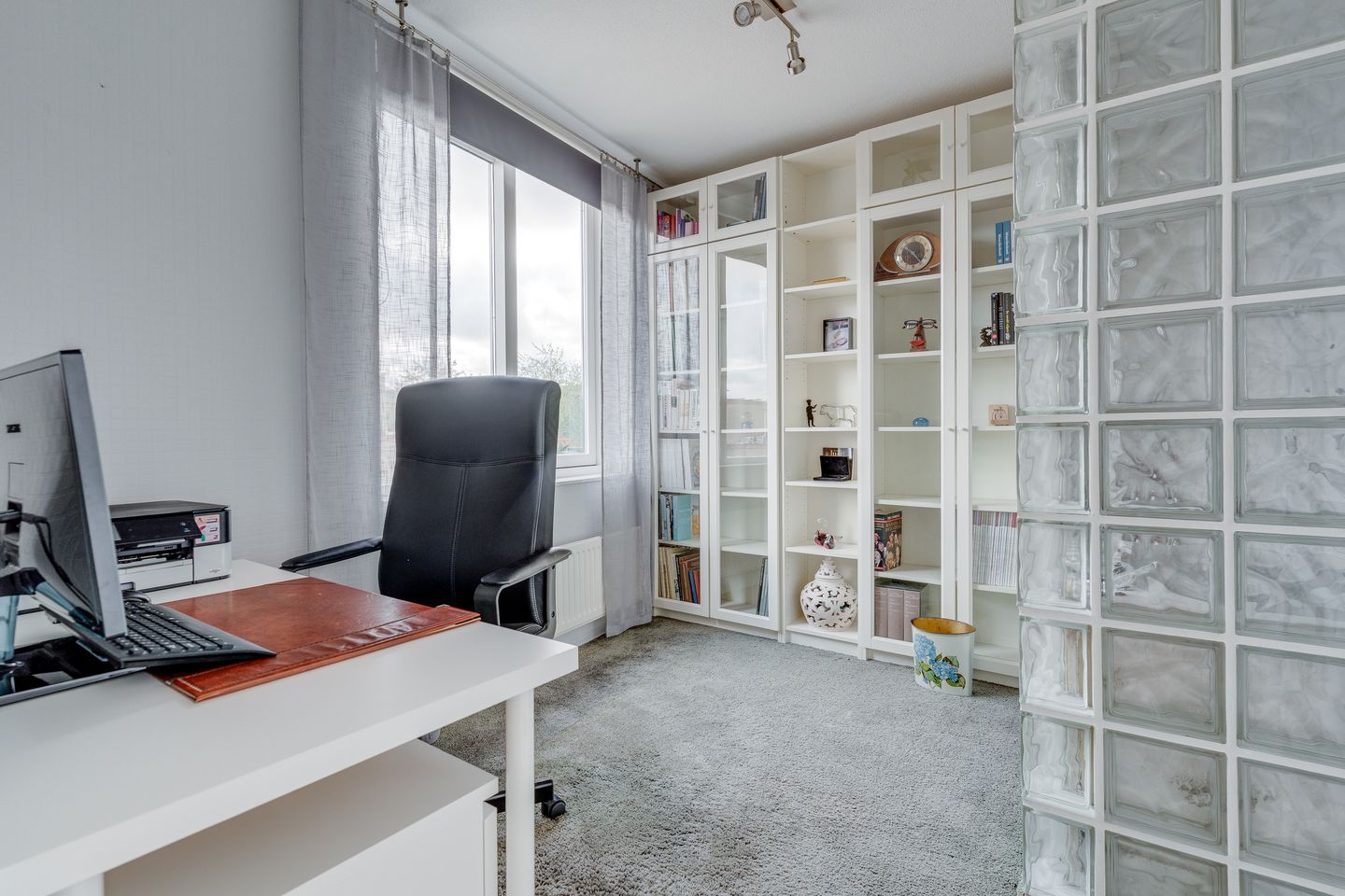 Foto 25 van Gerard ter Borchhage 110