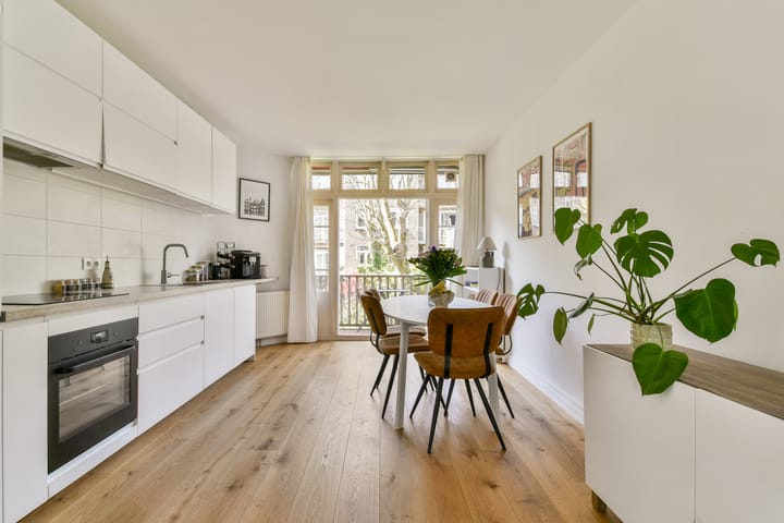 Foto 6 van Paramariboplein 31-1