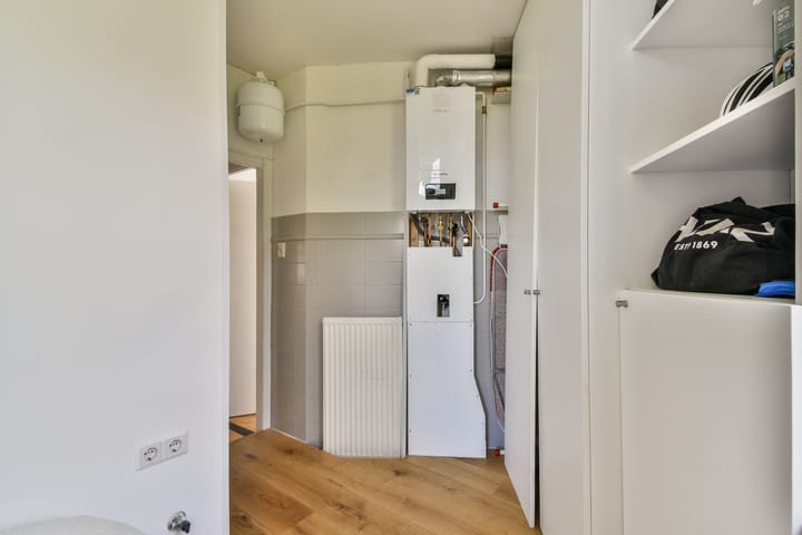 Foto 16 van Paramariboplein 31-1