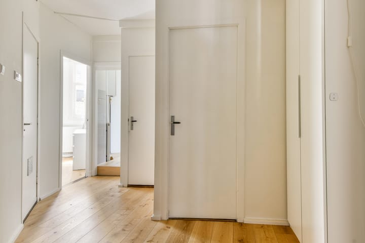 Foto 20 van Paramariboplein 31-1