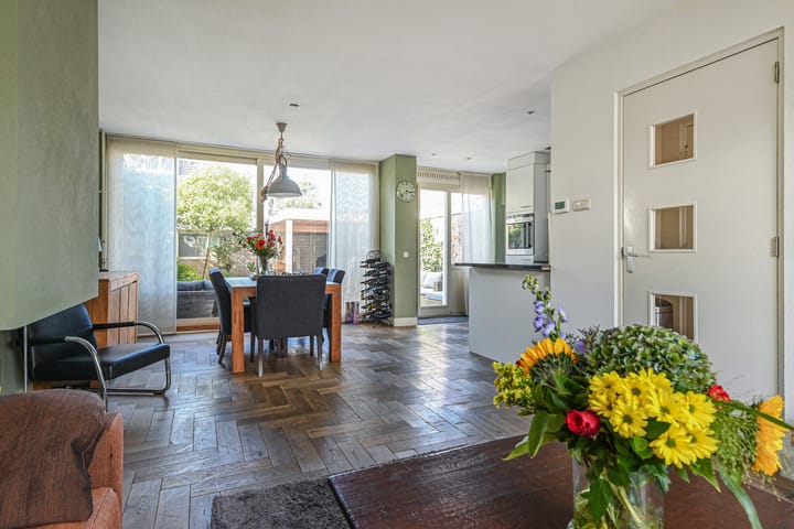 Foto 11 van Graaf Janlaan 10