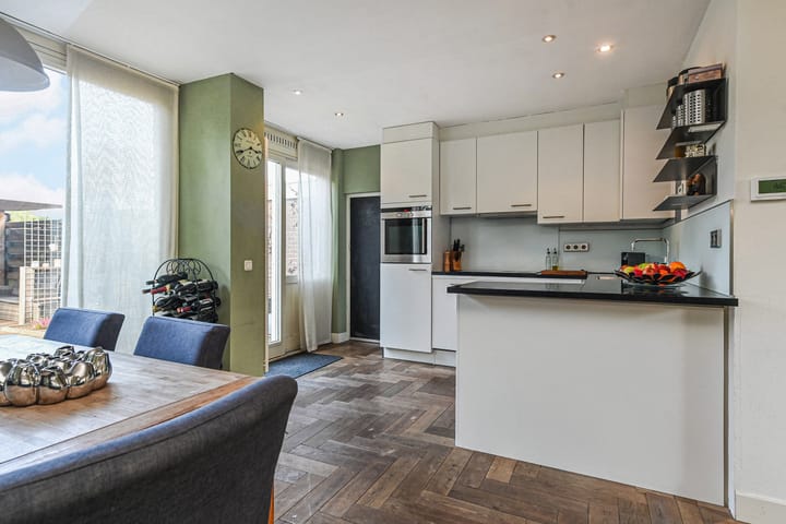 Foto 16 van Graaf Janlaan 10