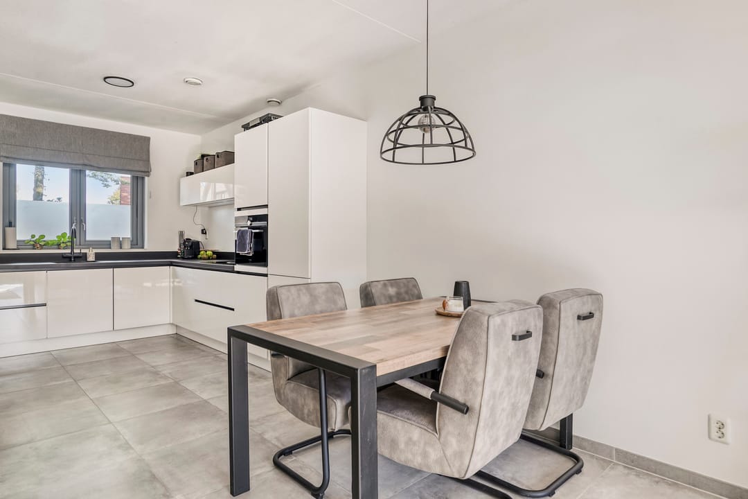 Foto 11 van Weikesstraat 28