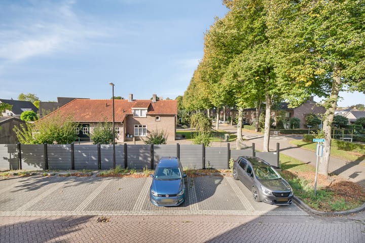 Foto 18 van Weikesstraat 28