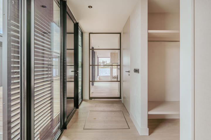 Photo 10 of Veendijk 22-WS06