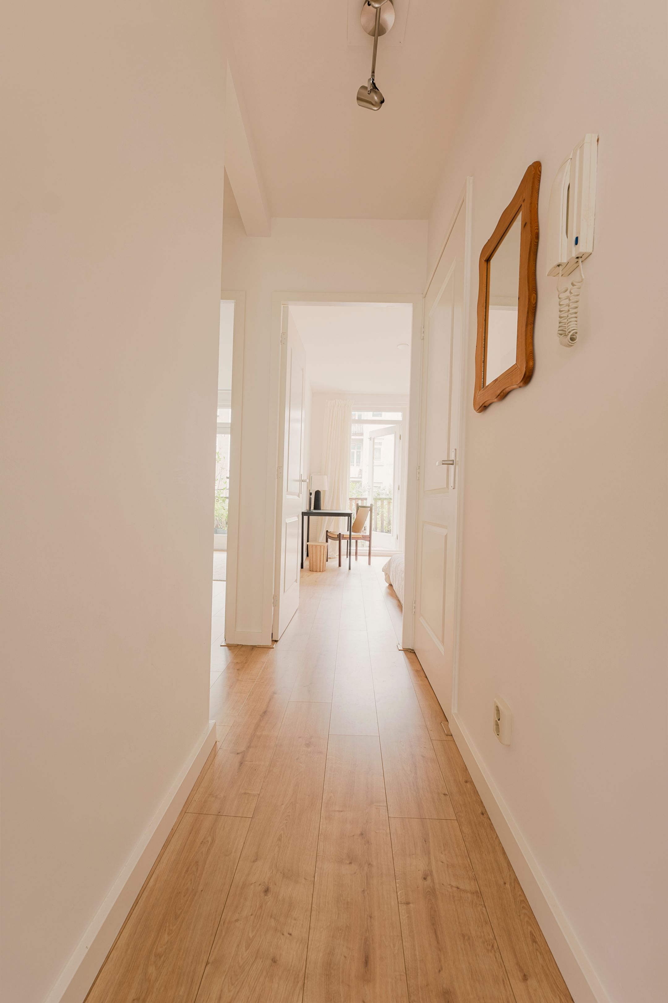 Photo 9 of Javastraat 59-B