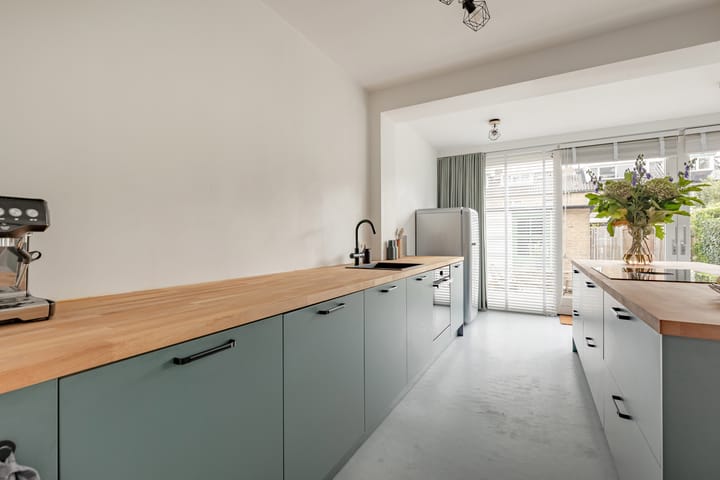 Foto 14 van Brucknerstraat 18