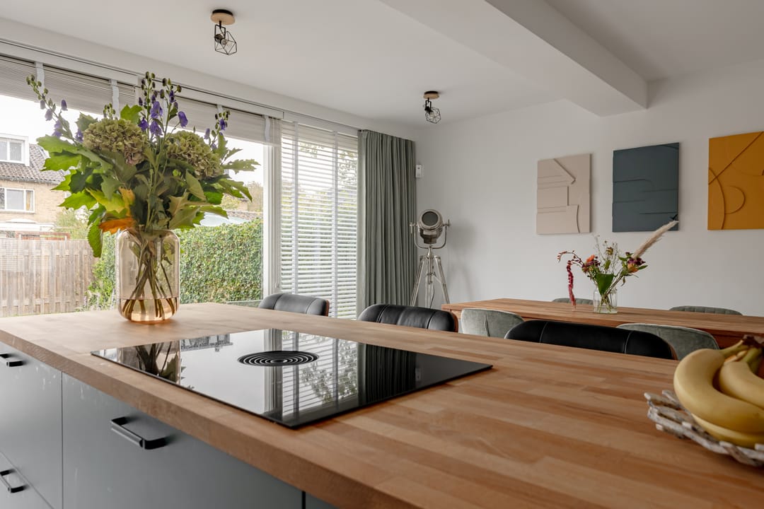 Foto 17 van Brucknerstraat 18