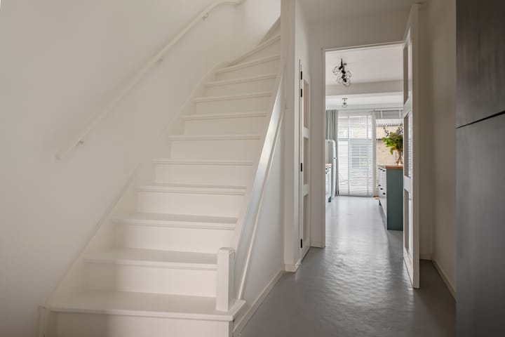 Foto 10 van Brucknerstraat 18