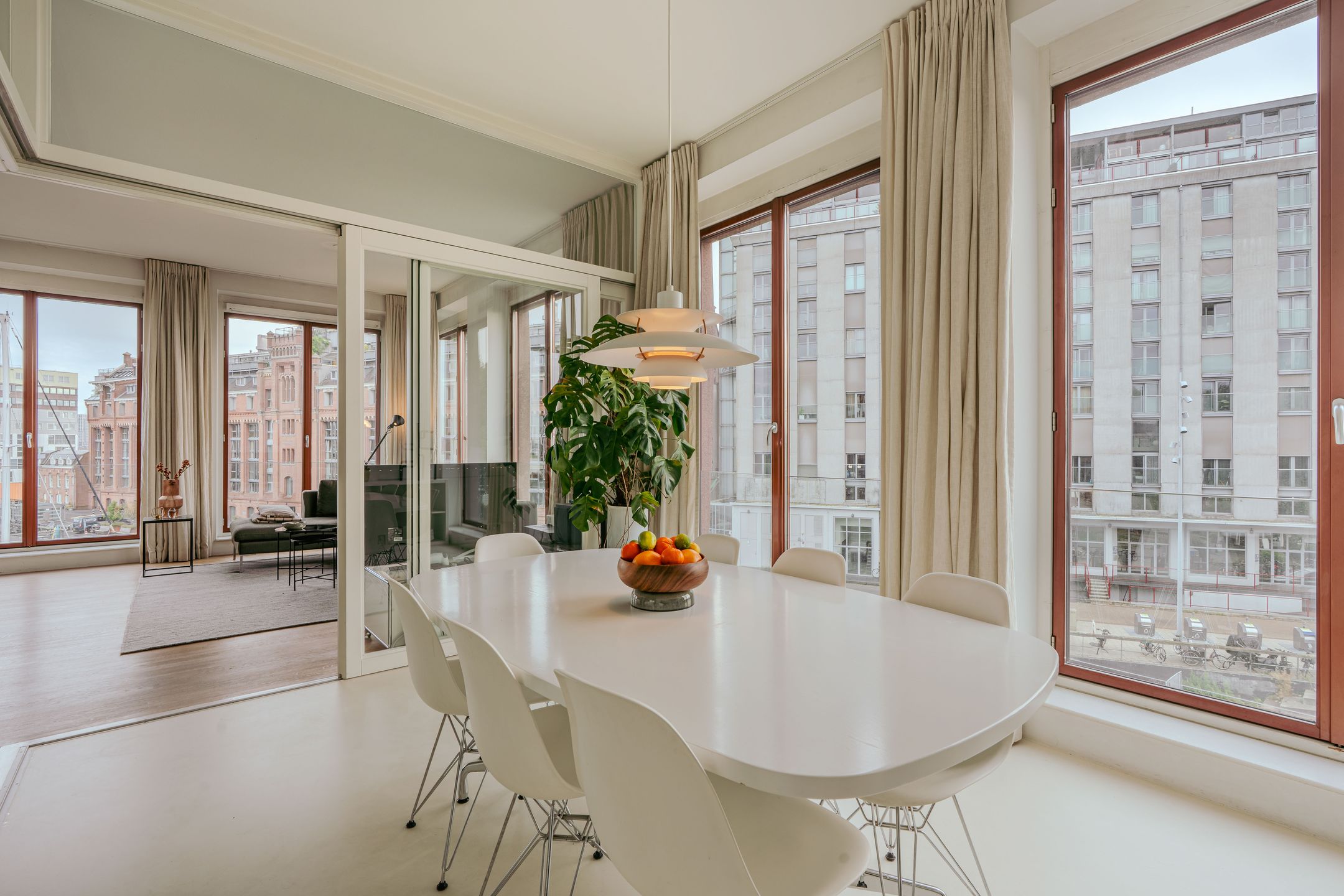 Foto 12 van Barentszplein 6-V