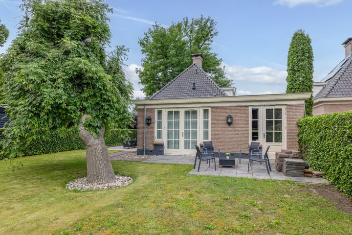 Foto 44 van Oranjestraat 42