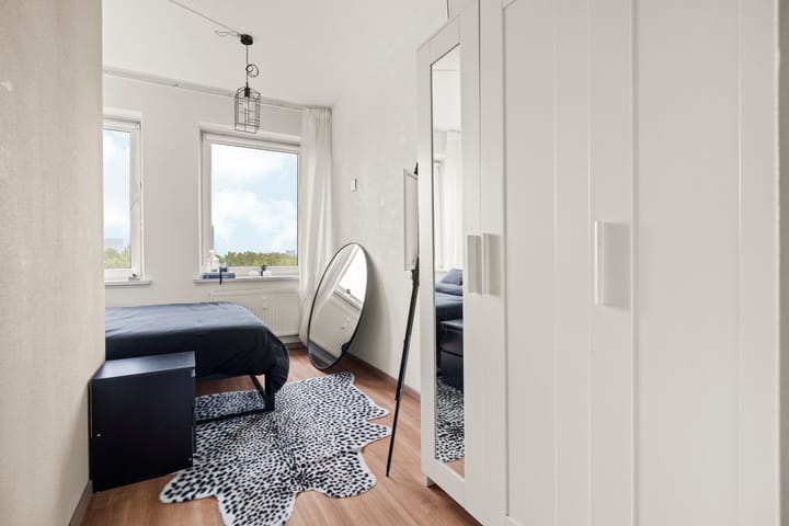 Photo 29 of Van Nijenrodeweg 284