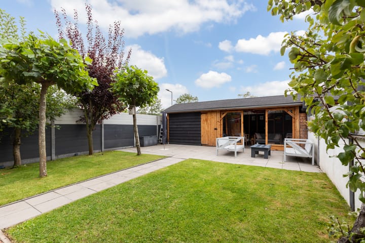 Foto 4 van Curaçaoplein 15