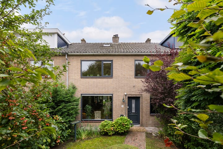 Foto 12 van Curaçaoplein 15