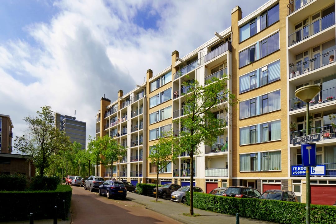 Photo 17 of Landréstraat 1015