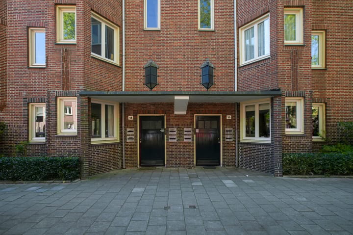 Photo 35 of Des Présstraat 18-3