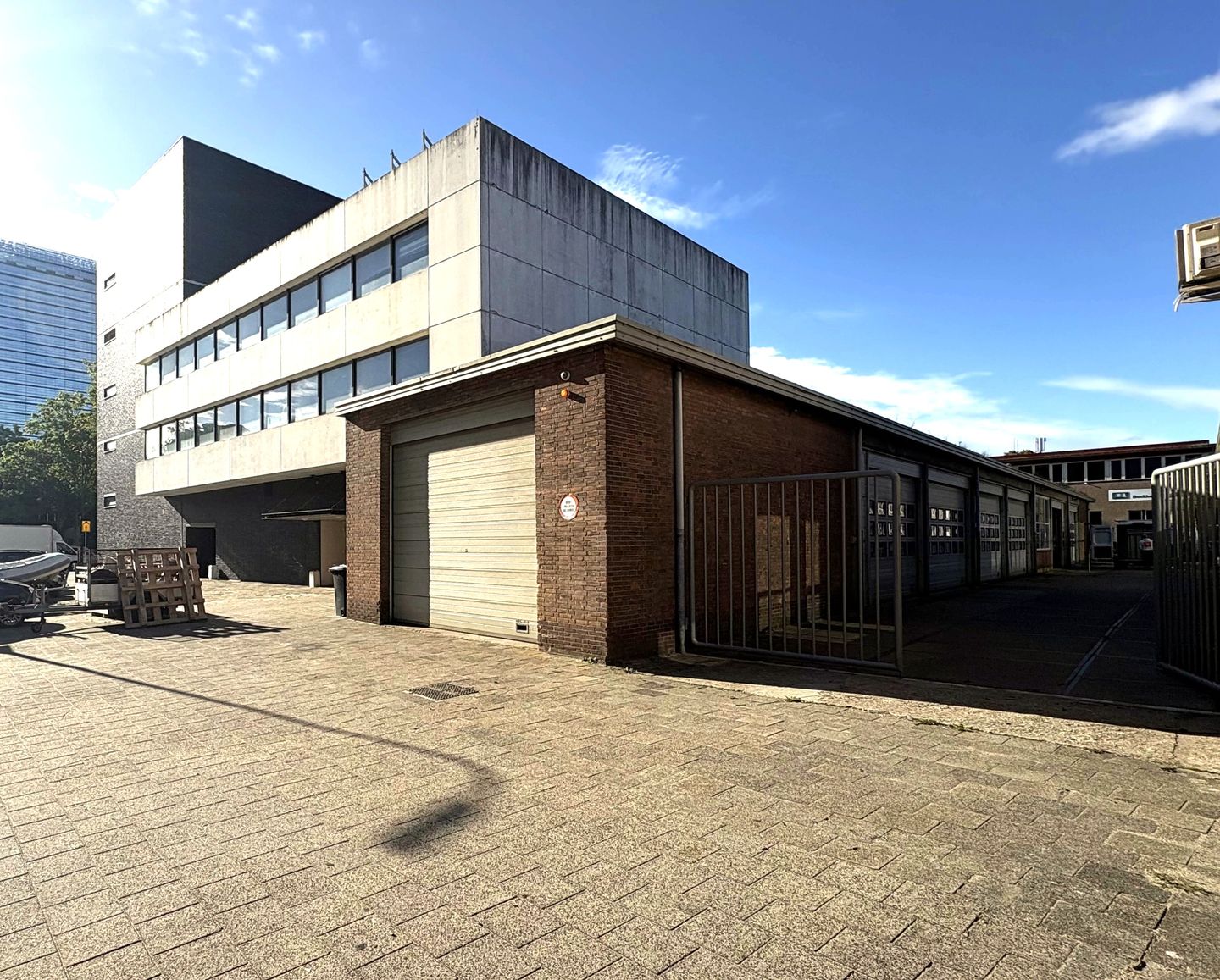 View photo 1 of de Bruyn Kopsstraat 6