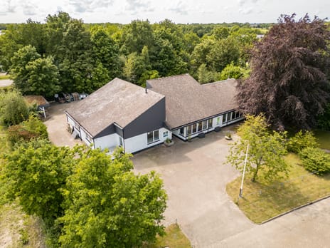 undefined main image