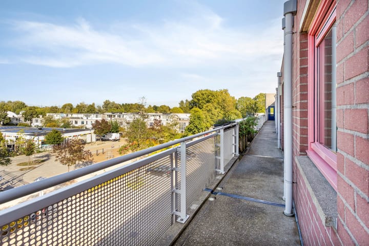 Photo 8 of Pedro Luis Briónstraat 39