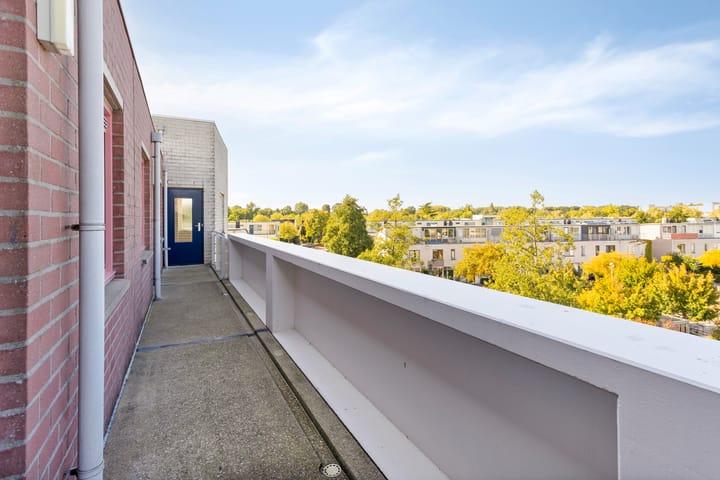 Photo 9 of Pedro Luis Briónstraat 39