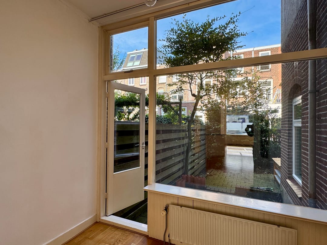 Photo 13 of Willem van Noortstraat 140