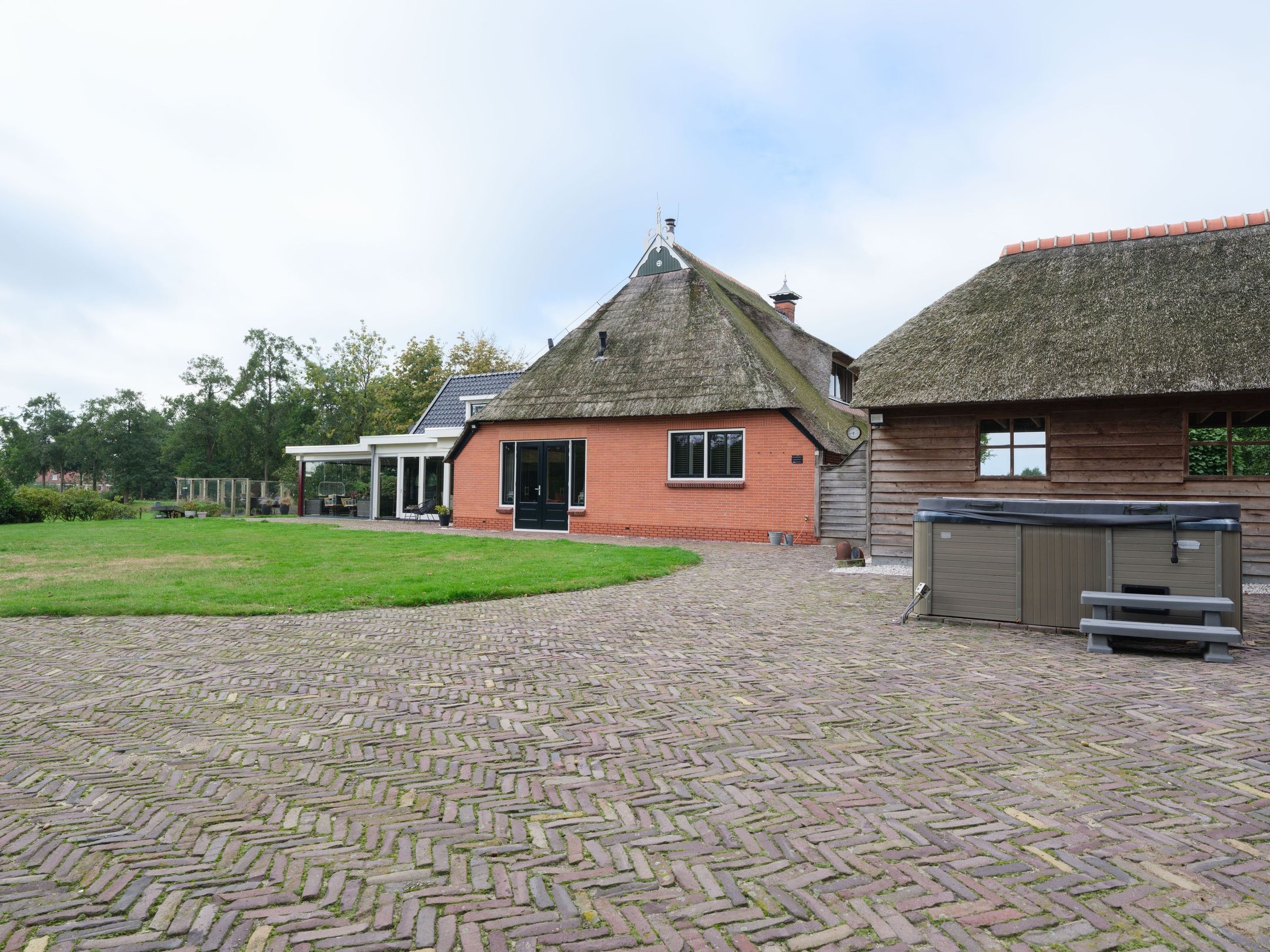 Foto 60 van De Trisken 25