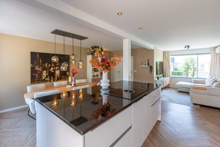 Foto 1 van Van der Duyn van Maasdamlaan 51