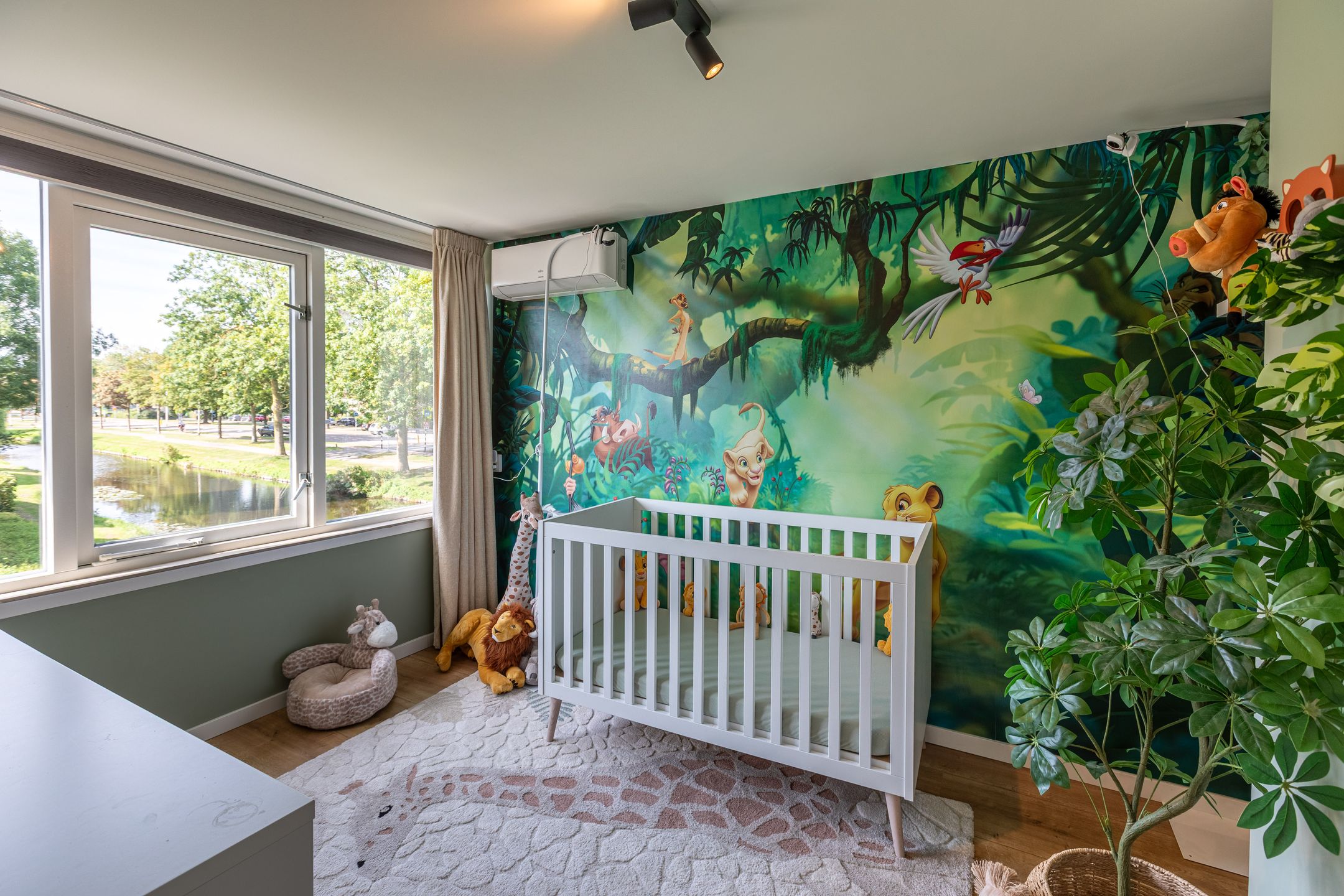 Foto 21 van Van der Duyn van Maasdamlaan 51