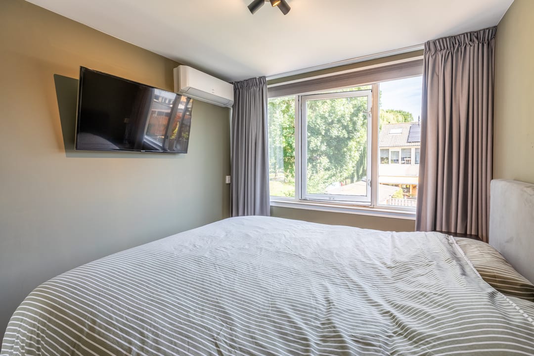 Foto 28 van Van der Duyn van Maasdamlaan 51