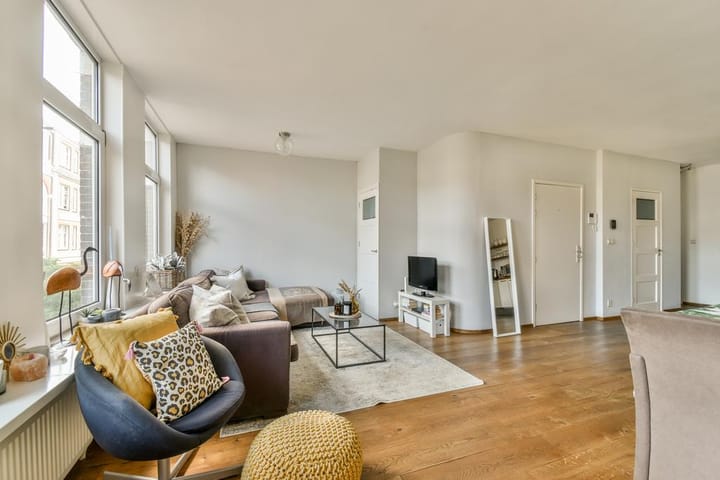 Photo 4 of Gerard Doustraat 228-1