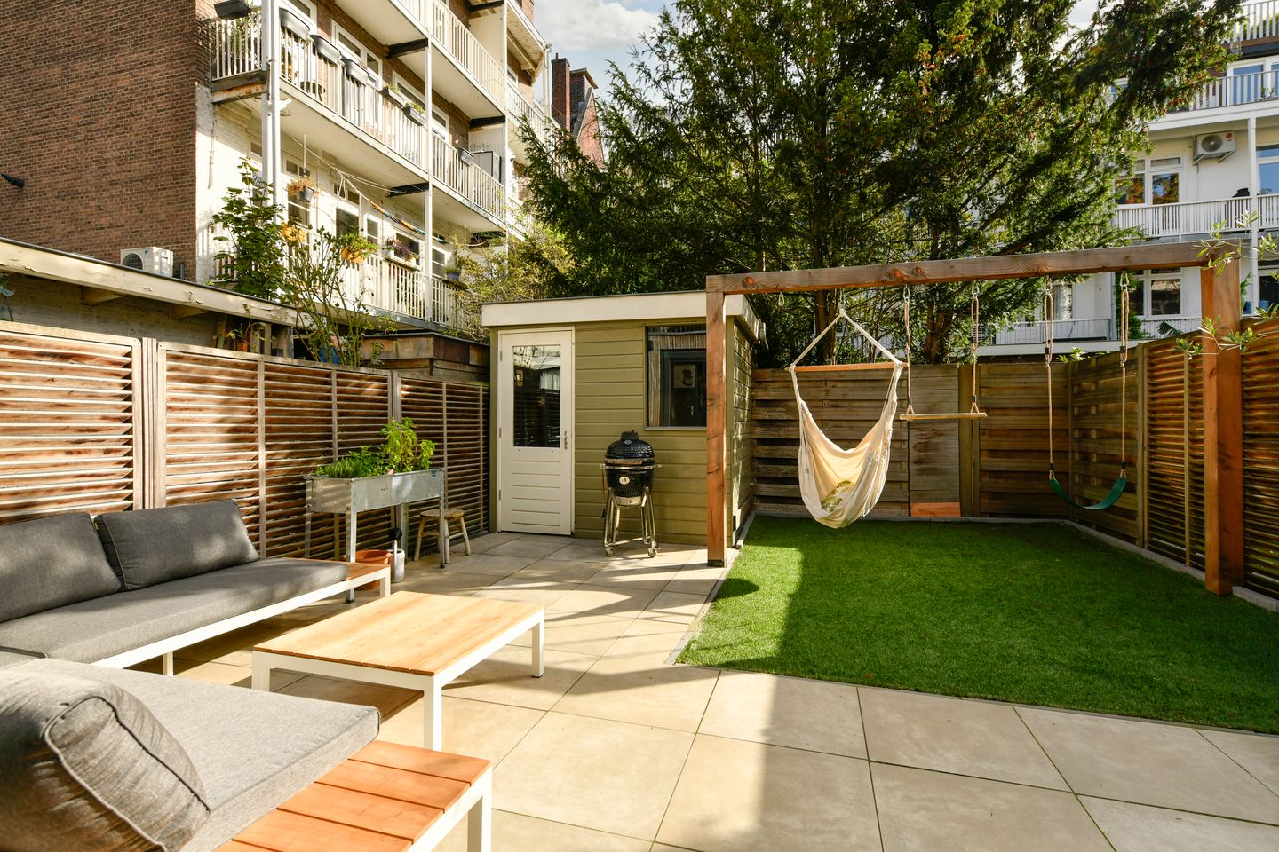 Photo 10 of Hectorstraat 7-H