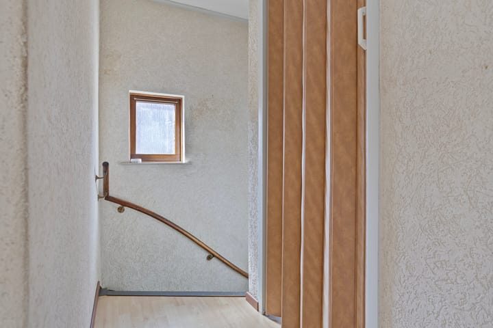 Photo 22 of Van Malsenstraat 48