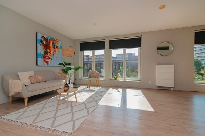 Foto 2 van Geer Ban 69