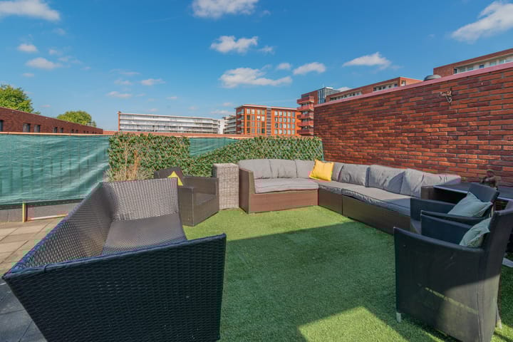 Foto 27 van Geer Ban 69