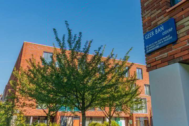 Foto 29 van Geer Ban 69