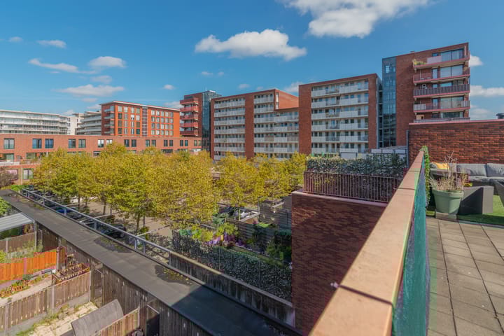 Foto 28 van Geer Ban 69