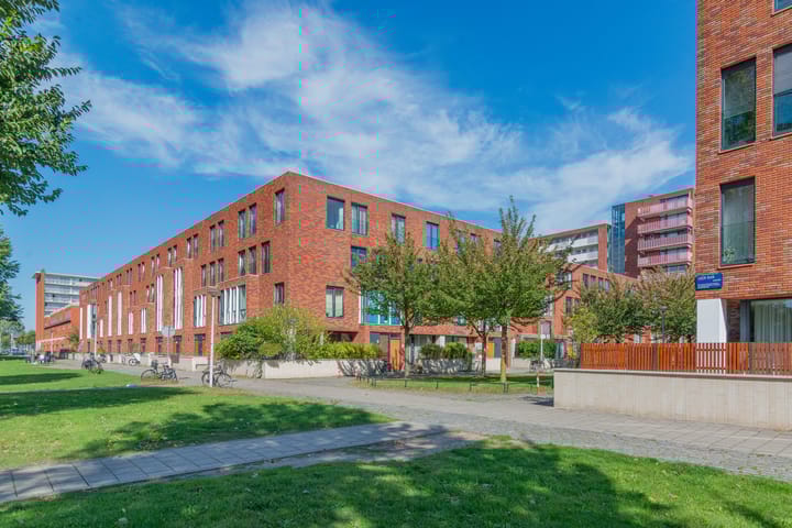 Foto 32 van Geer Ban 69