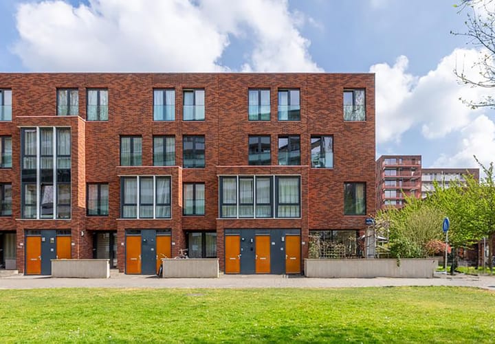 Foto 30 van Geer Ban 69