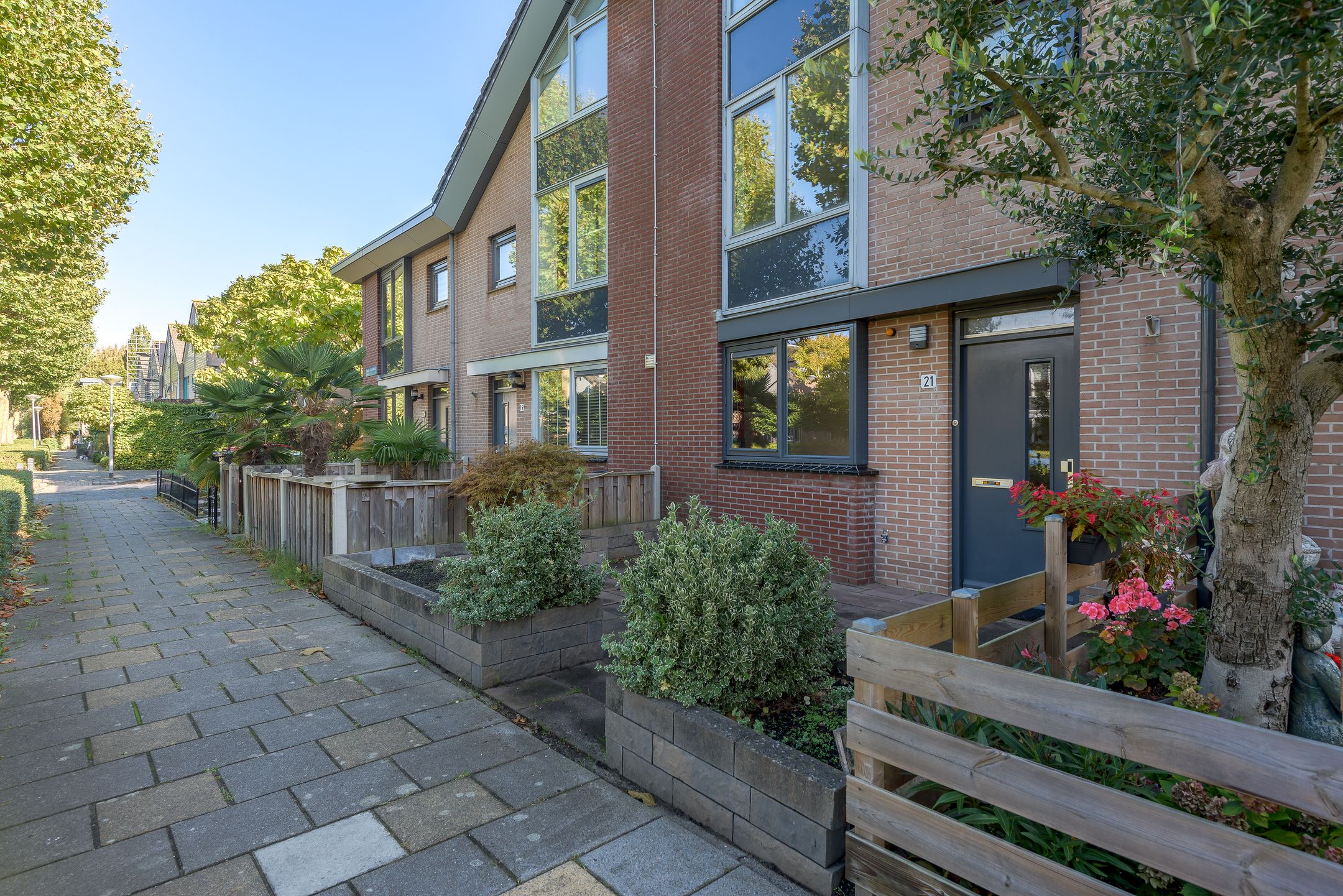 Foto 6 van Radio Oranjelaan 21