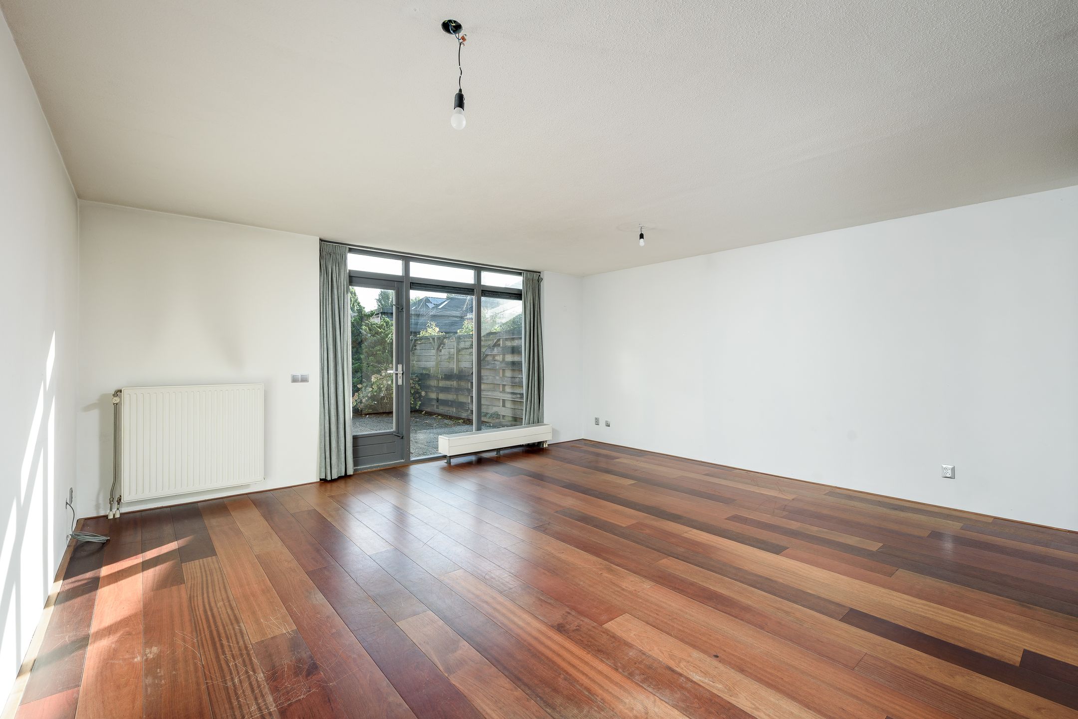 Foto 15 van Radio Oranjelaan 21