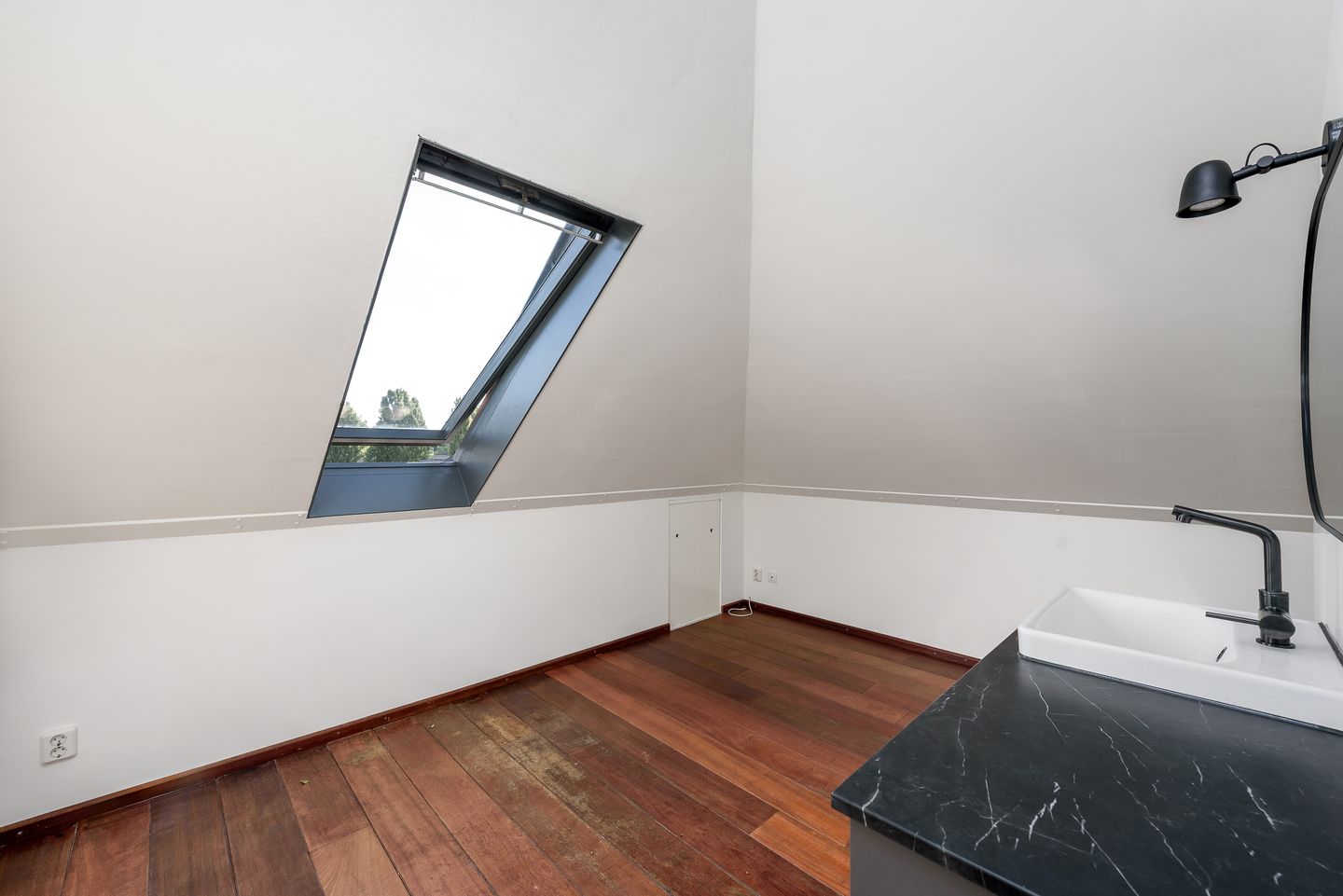 Foto 34 van Radio Oranjelaan 21