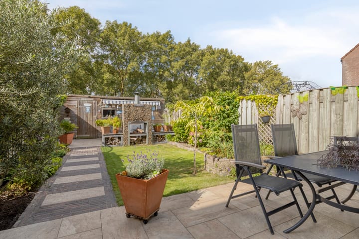 Foto 2 van Annecyhof 7