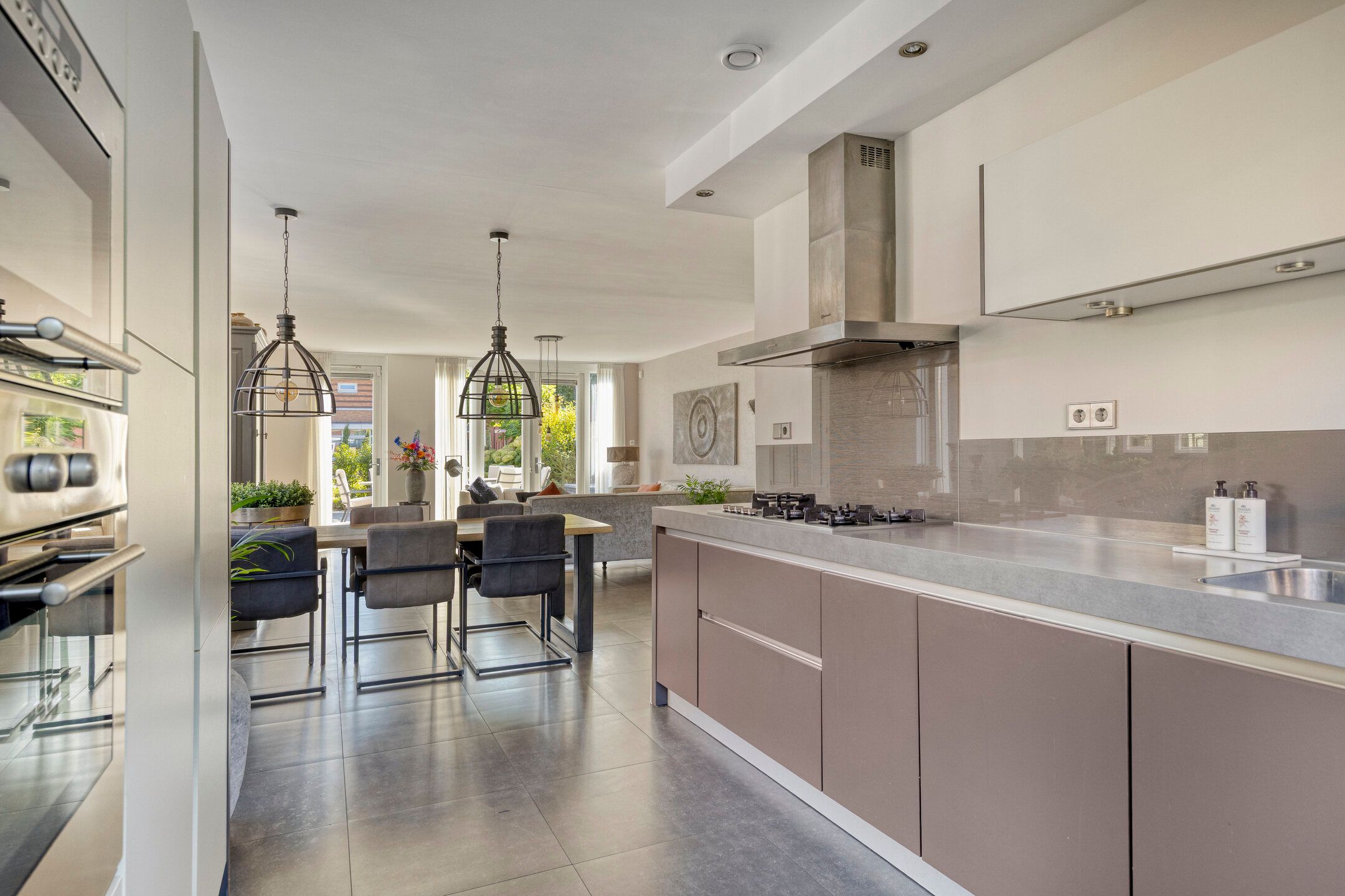 Foto 21 van Karel Jonckheerestraat 12