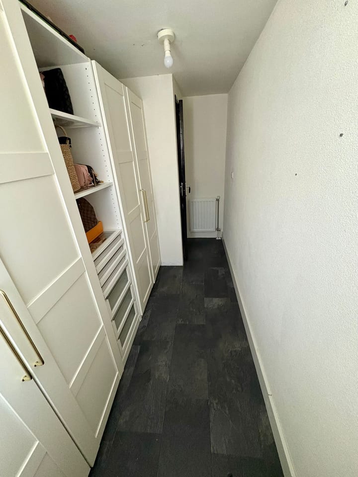 Photo 11 of Oostzanerdijk 157