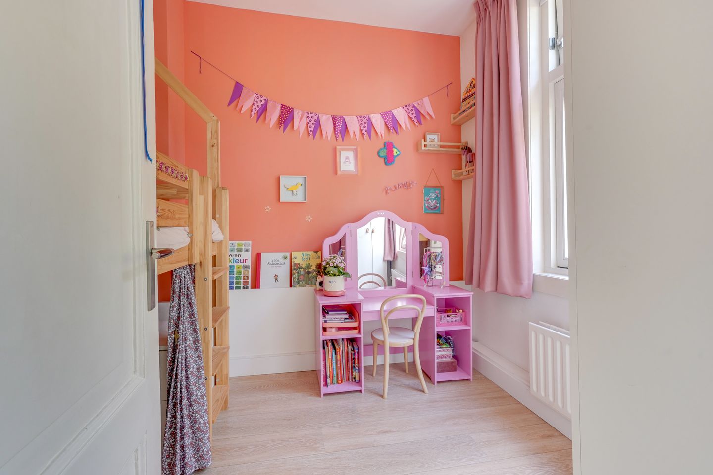 Foto 25 van Esdoornstraat 40